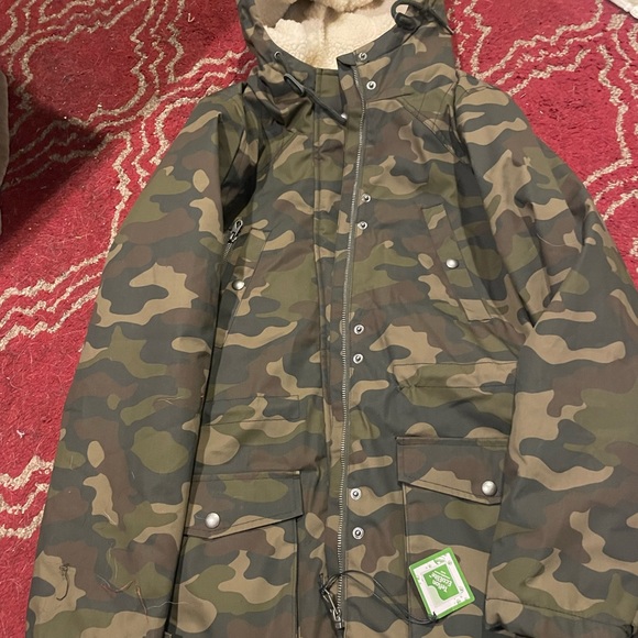Volcom Jackets & Blazers - Brand new ladies- volcom camouflage winter jacket- price is firm